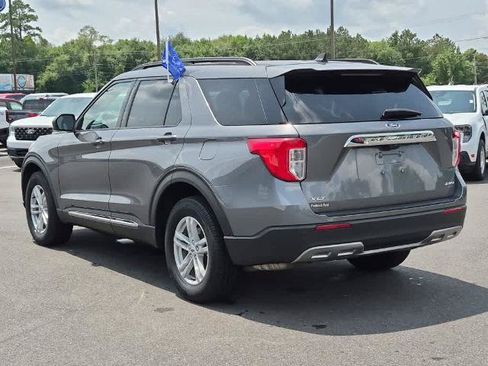 Certified 2023 Ford Explorer XLT w/ Equipment Group 202A AWD/4WD image 4