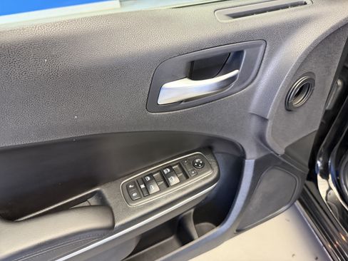 Used 2018 Dodge Charger Police w/ Integrated Display Package AWD/4WD image 10