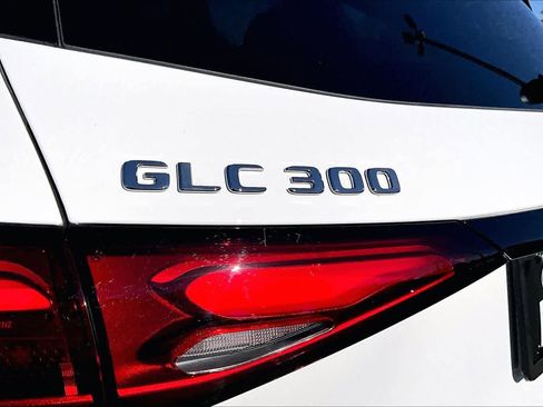 Certified 2025 Mercedes-Benz GLC 300 4MATIC image 9