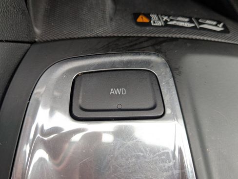 Used 2019 Chevrolet Equinox Premier image 25