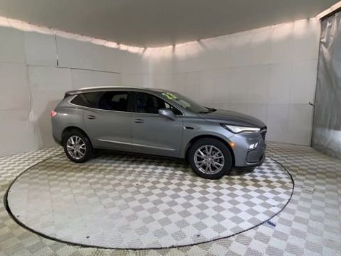 Certified 2023 Buick Enclave Essence w/ Experience Buick Package image 4