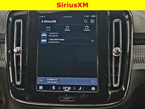 Used 2021 Volvo XC40 P8 Recharge w/ Advanced Package image 18