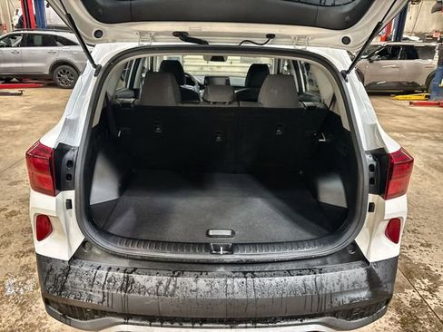 Certified 2022 Kia Seltos LX image 21