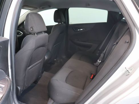 Used 2022 Chevrolet Malibu RS FWD image 15