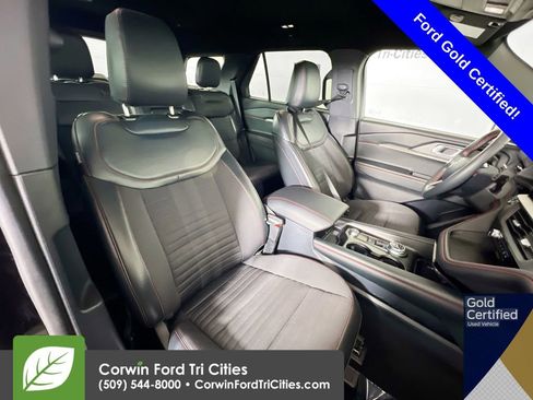 Certified 2025 Ford Explorer ST-Line w/ ST-Line Street Pack image 19