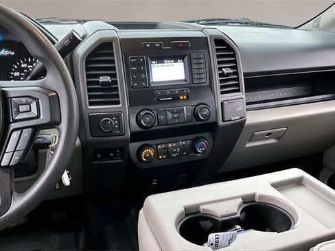 Used 2022 Ford F350 XL w/ Power Equipment Group image 9