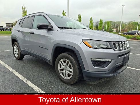 Used 2017 Jeep Compass Sport w/ Tech Group AWD/4WD image 1