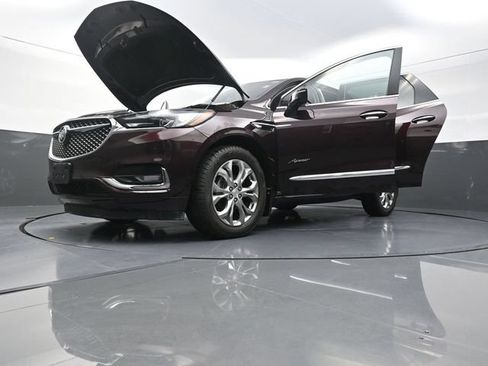 Used 2020 Buick Enclave Avenir w/ Avenir Technology Package AWD/4WD image 41