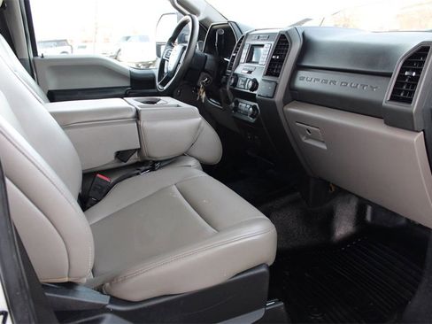 Used 2021 Ford F350 XL w/ Power Equipment Group image 32