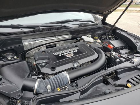 Used 2021 Cadillac XT4 Premium Luxury w/ Cold Weather Package image 33