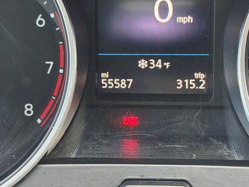 Used 2020 Volkswagen Tiguan SE w/ Panoramic Sunroof Package image 31