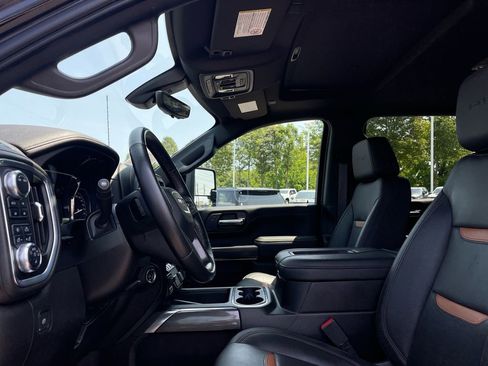 Used 2022 GMC Sierra 2500 AT4 w/ AT4 Premium Plus Package image 9