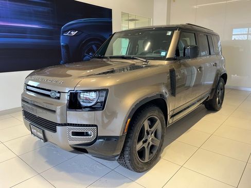 Used 2024 Land Rover Defender 110 X-Dynamic SE image 1