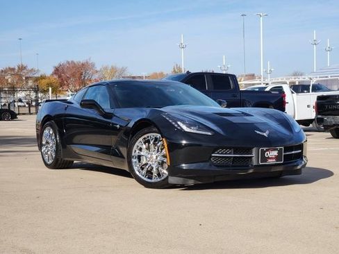 Used 2014 Chevrolet Corvette Stingray Coupe image 3