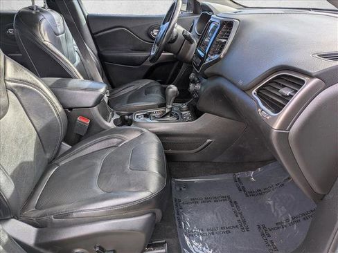 Used 2020 Jeep Cherokee Limited image 22