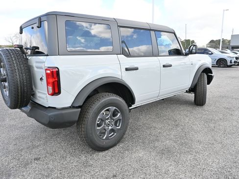 New 2026 Ford Bronco Big Bend image 2