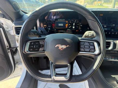 Used 2025 Ford Mustang Premium RWD image 11