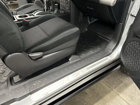 Used 2007 Toyota FJ Cruiser 4WD image 33