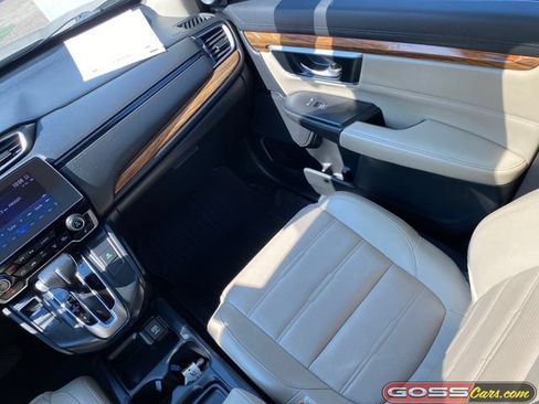 Used 2018 Honda CR-V Touring image 17
