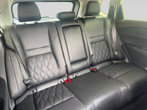 Used 2023 Nissan Rogue Platinum w/ Platinum Premium Package FWD image 18