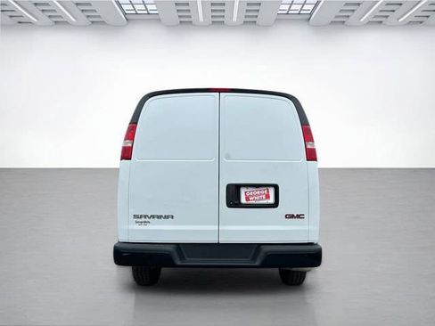 Used 2023 GMC Savana 2500 Extended w/ Driver Convenience Package image 5