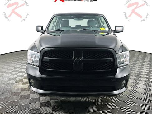 Used 2017 RAM 1500 Express image 2