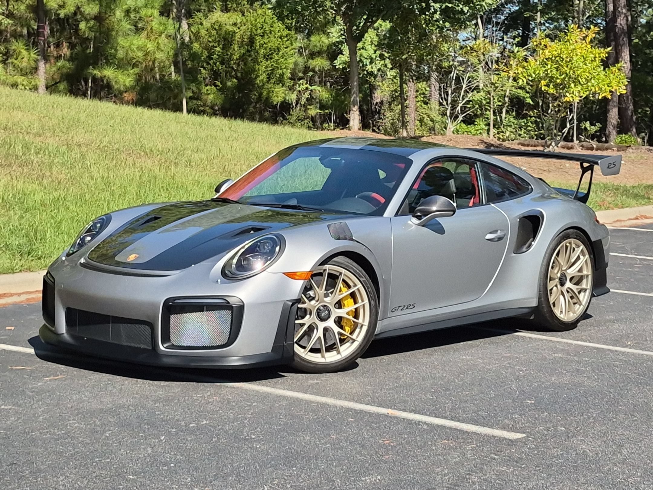 Certified 2018 Porsche 911 GT2 RS RWD image 1