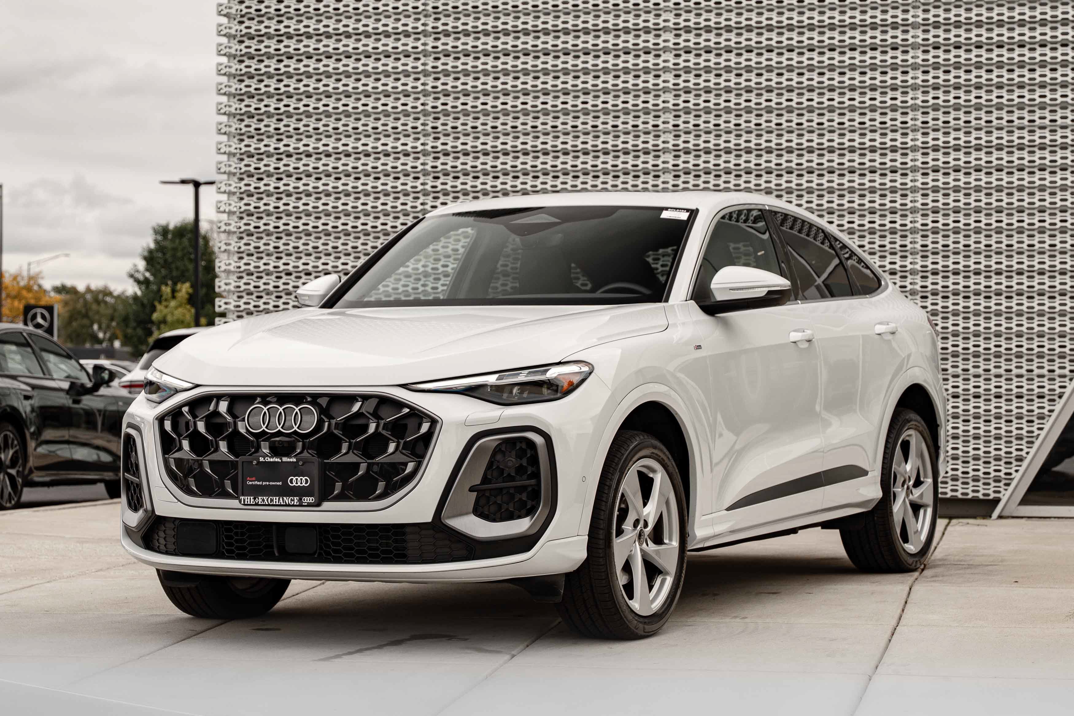 Certified 2025 Audi Q5 Premium Plus AWD/4WD image 7
