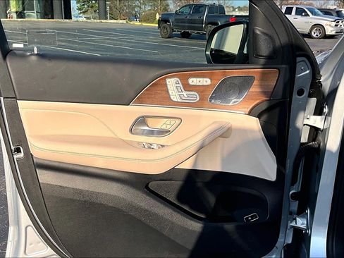 Used 2025 Mercedes-Benz GLE 350 4MATIC image 22