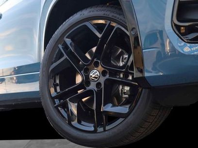 New 2026 Volkswagen Tiguan SE R-Line