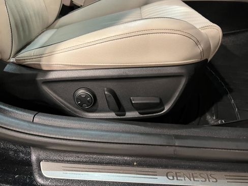 Used 2020 Genesis G70 3.3T w/ Elite Package AWD/4WD image 39