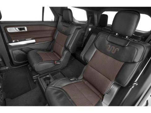 Used 2021 Ford Explorer King Ranch w/ Premium Technology Package image 13