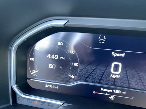 Used 2024 GMC Sierra 2500 AT4X image 9