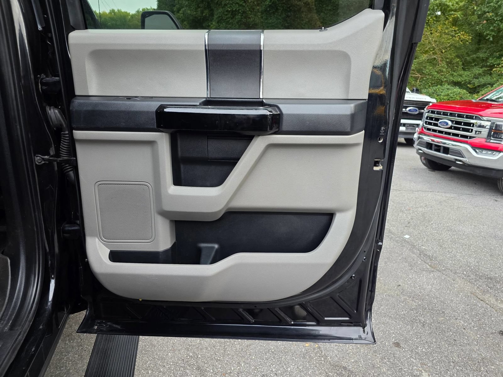 Used 2020 Ford F250 XLT w/ XLT Value Package AWD/4WD image 29