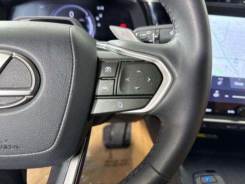 Used 2023 Lexus RZ 450e Premium image 14