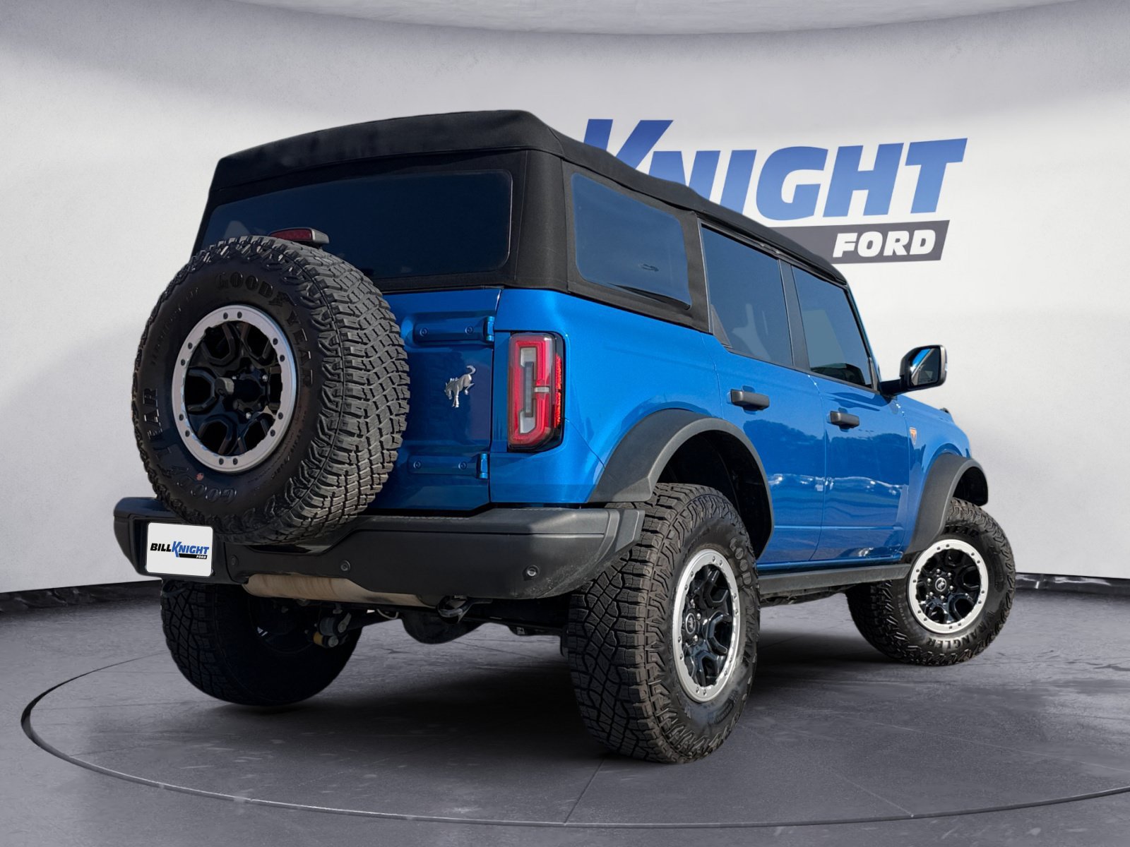 Used 2022 Ford Bronco Badlands w/ Sasquatch Package AWD/4WD image 5