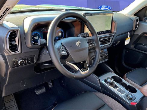 New 2025 Ford Bronco Sport Outer Banks w/ Outer Banks Tech Package+ AWD/4WD image 6