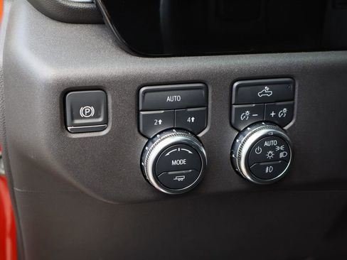 Certified 2024 GMC Sierra 1500 Elevation AWD/4WD image 12