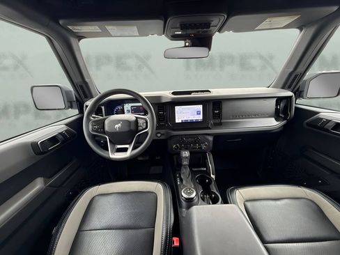 Used 2022 Ford Bronco 4-Door AWD/4WD image 8