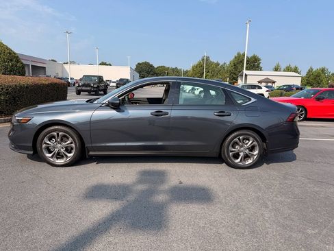 Used 2024 Honda Accord EX image 4