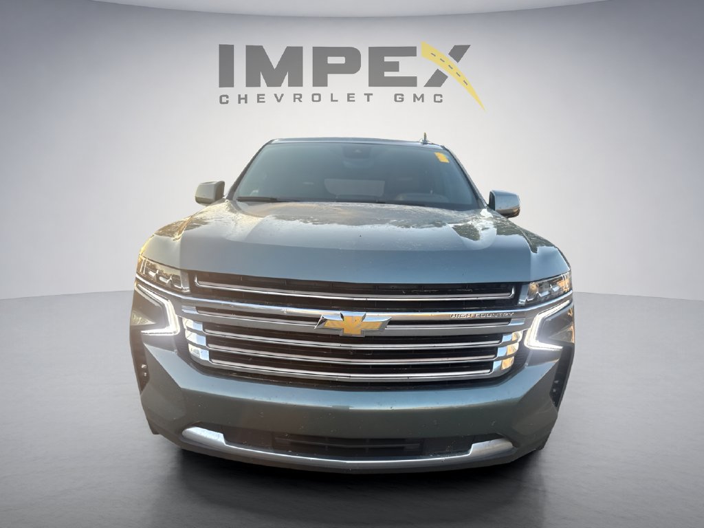 Used 2024 Chevrolet Suburban High Country w/ Max Trailering Package AWD/4WD image 8