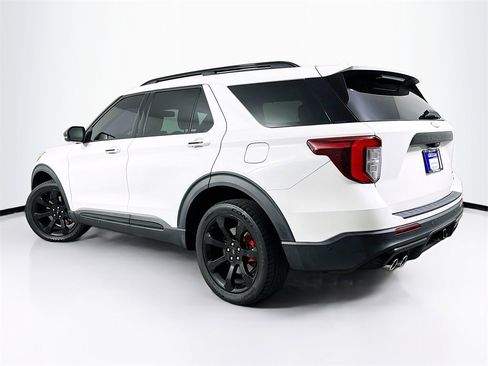 Used 2020 Ford Explorer ST w/ ST Street Pack image 6