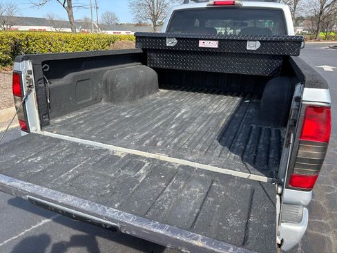 Used 2003 Nissan Frontier XE w/ XE Pwr Pkg image 9