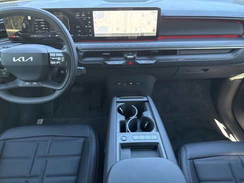 New 2026 Kia EV9 Land w/ Nightfall Edition Package image 14