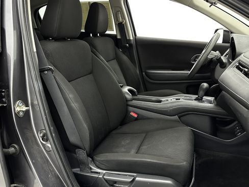 Used 2018 Honda HR-V EX image 34