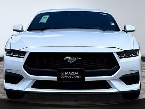Used 2024 Ford Mustang Coupe RWD image 3