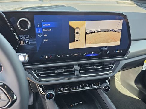 New 2025 Chevrolet Equinox EV RS image 10