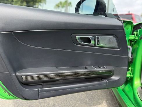 Used 2019 Mercedes-Benz AMG GT R image 21