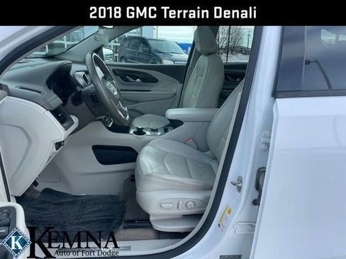Used 2018 GMC Terrain Denali w/ Advanced Safety Package image 11