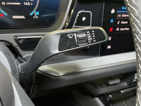 Certified 2025 Porsche Cayenne Coupe AWD/4WD image 42